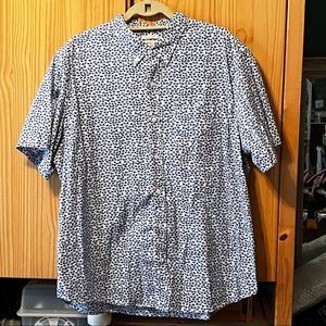 Old Navy Men’s, “The Classic Shirt”, XXL floral short sleeve button up